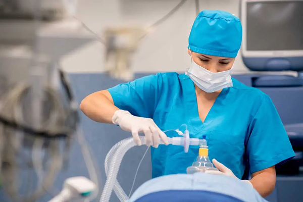 معرفی ساختار خدمات کلینیک‌های تخصصی پزشکی